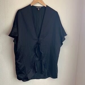 Black robe Victorias Secret one size with butterfly ruffles